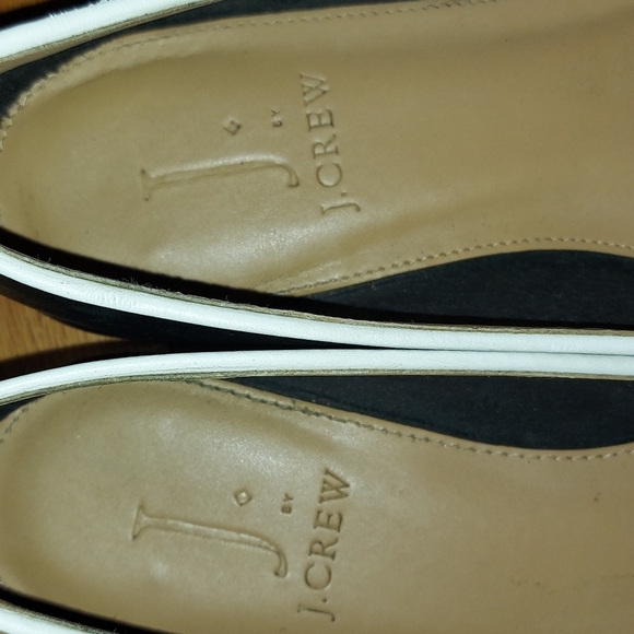 J. Crew Black Pointed Toe Leather Loafers With White Piping Detail Size 8 EUC - Picture 8 of 16